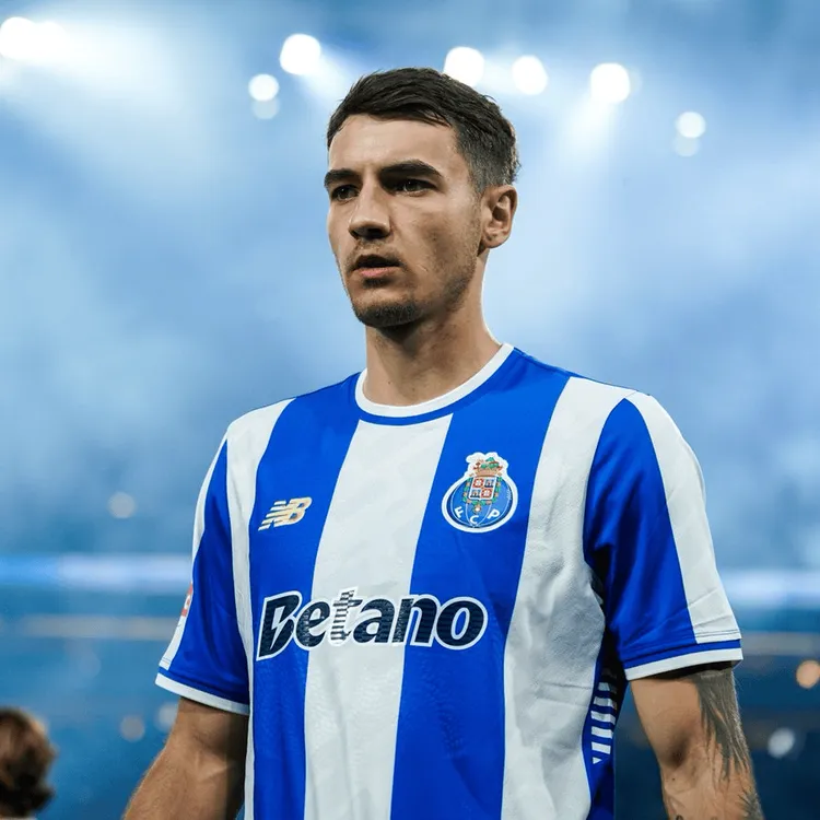 JAKUB KIWIOR NA STAŁE W FC PORTO!