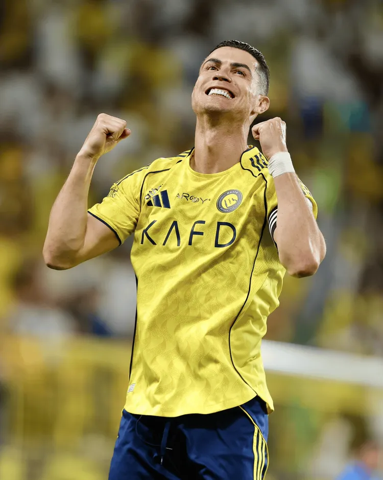 Cristiano Ronaldo może w sobotę upiec dwie pieczenie na jednym ogniu!