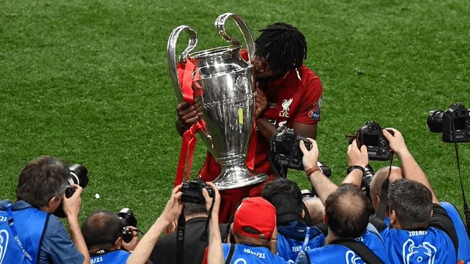 Divock Origi kończy karierę!