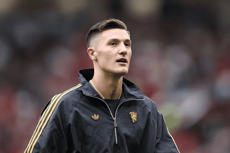 Manchester United szuka napastnika!