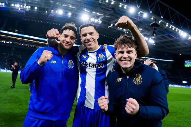 FC Porto zdobywa mistrzostwo kraju! Polskie trio triumfuje!