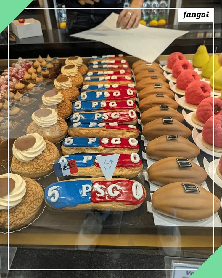 Ciastka PSG w cukiernii w Paryżu!