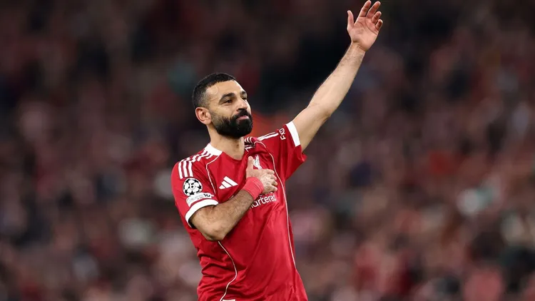 Mohamed Salah na rozdrożu: Al-Hilal czy pozostanie w Liverpoolu?