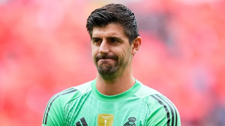 Real traci dwóch ważnych graczy — Courtois i Valverde poza zgrupowaniem
