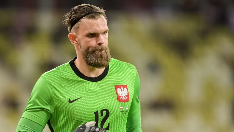 Bartłomiej Drągowski na celowniku Widzewa Łódź – trwają rozmowy o transferze bramkarza